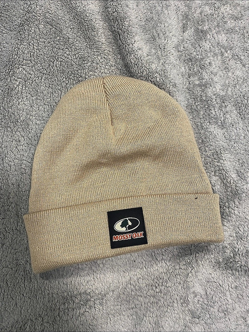 Mossy Oak Patch Logo Beanie Knit Hat in Beige & Black